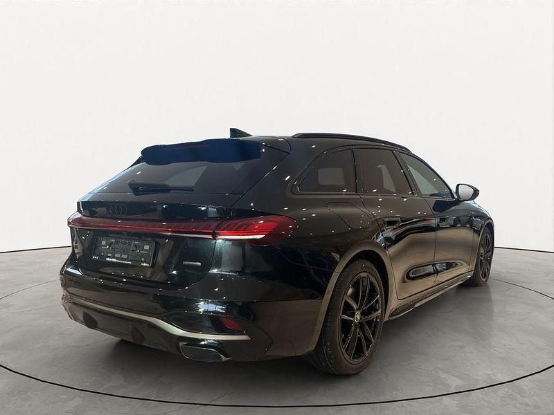 Gebraucht Audi A5 S-Line 299 PS (219 kW) 2026 Schwarz Kombi