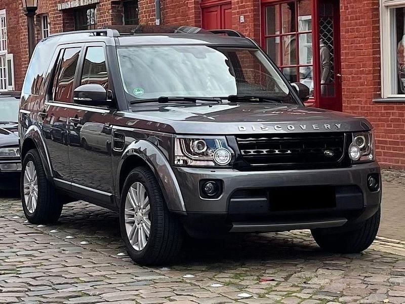 Grau Gebraucht 2014 Land Rover Discovery 4 HSE SUV | 26.500 € - Bild 1/4