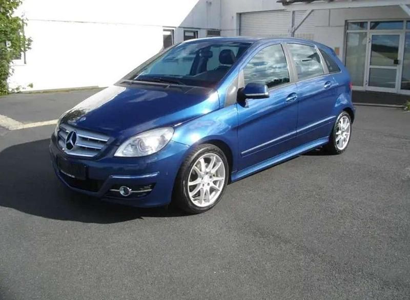 Blau Gebraucht 2009 Mercedes B200 Van / Kleinbus | 6.000 € (Fairer Preis) - Bild 1/4