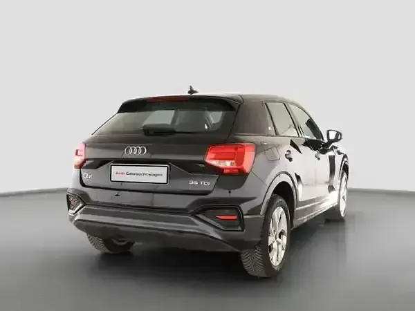 Gebraucht Audi Q2 Ambiente 150 PS (110 kW) 2025 Mythosschwarz metallic SUV