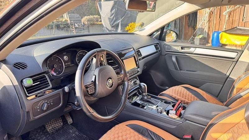 Gebraucht VW Touareg 204 PS (150 kW) 2014 Braun SUV