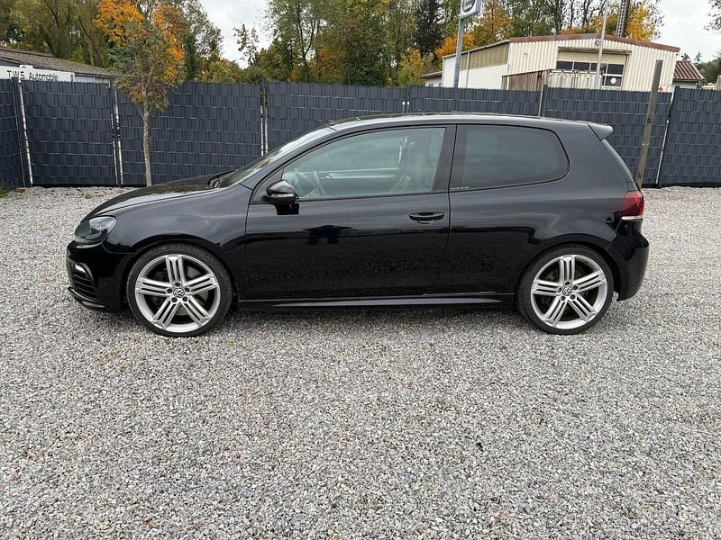 Gebraucht VW Golf VI R 270 PS (198 kW) 2010 Schwarz Kleinwagen