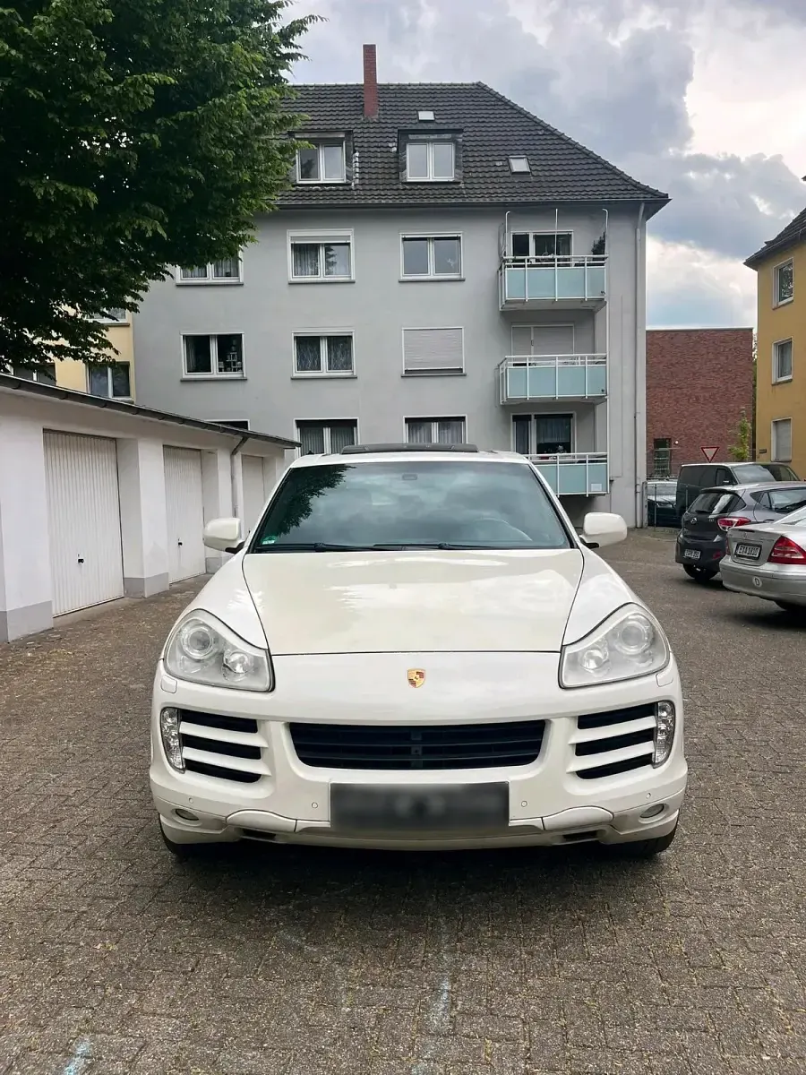 Usata Porsche Cayenne GTS 2007 Bianco SUV