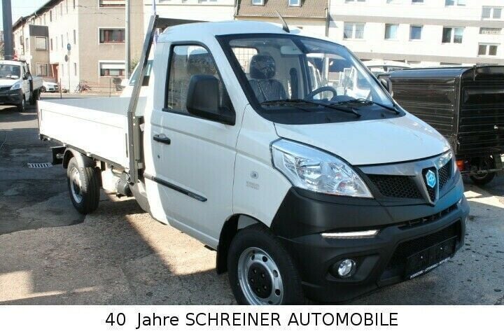 Gebraucht Piaggio Porter 106 PS (77 kW) 2022 Weiß SUV