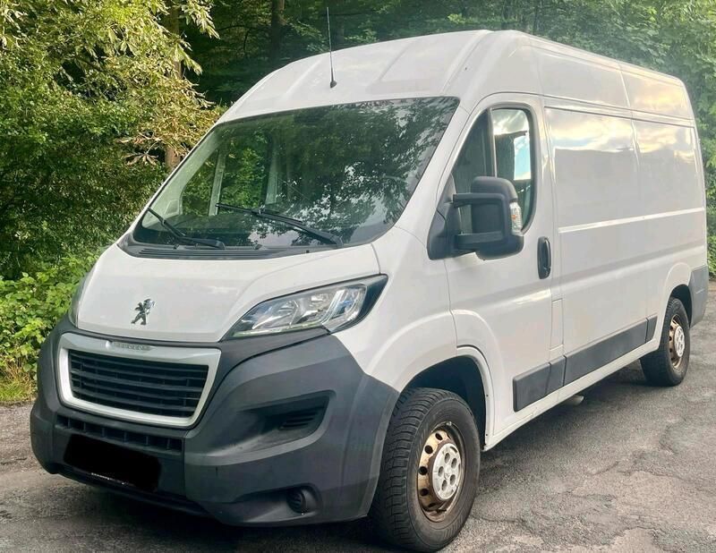 Weiß Gebraucht 2018 Peugeot Boxer Van | 10.999 € (Superpreis) - Bild 1/4