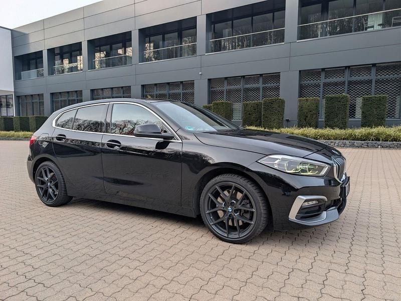 Gebraucht BMW 120 Luxury Line 190 PS (139 kW) 2020 Schwarz Kleinwagen