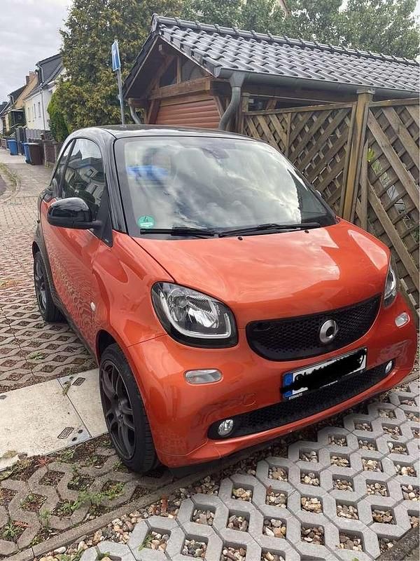 Schwarz Gebraucht 2016 Smart ForTwo Coupé Prime Coupé | 10.900 € (Guter Preis) - Bild 1/4