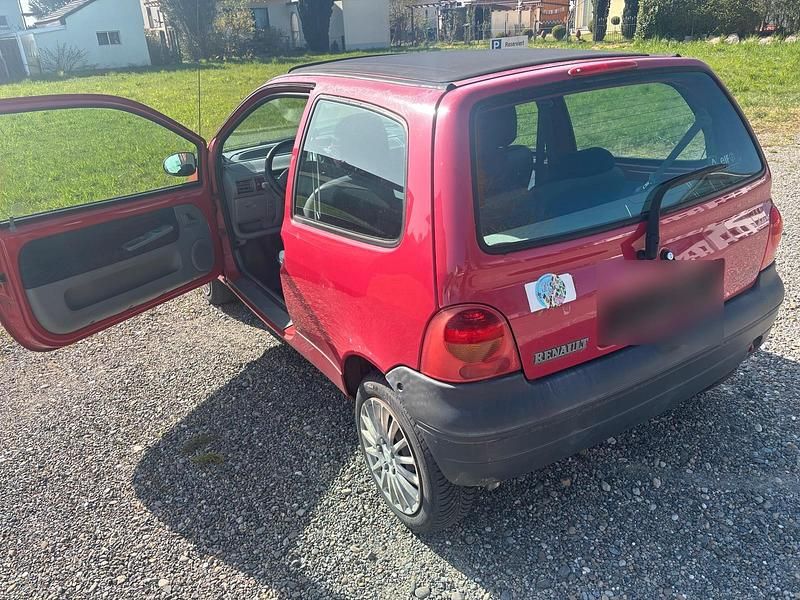 Gebraucht Renault Twingo 60 PS (44 kW) 2004 Rot Kleinwagen