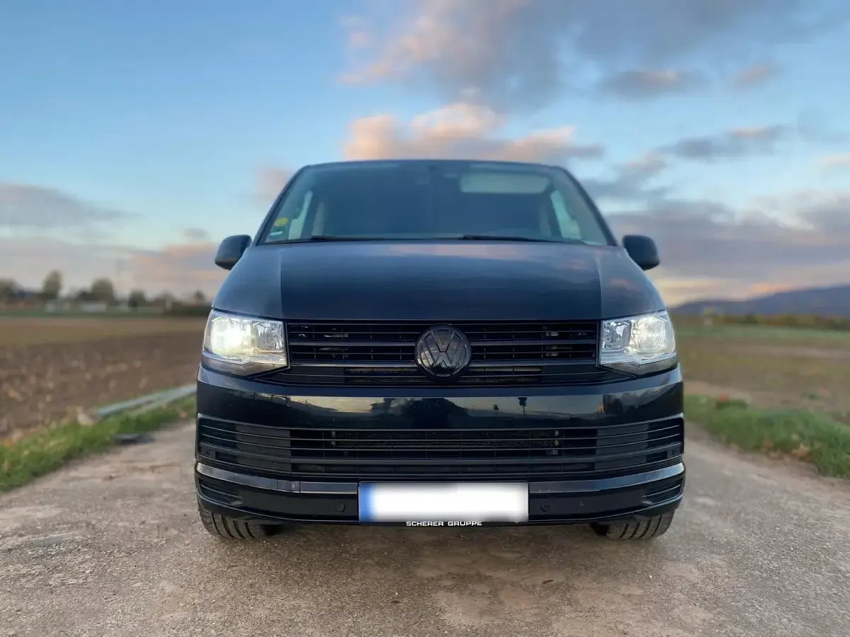 Gebraucht VW Multivan 204 PS (150 kW) 2016 Schwarz Van / Kleinbus