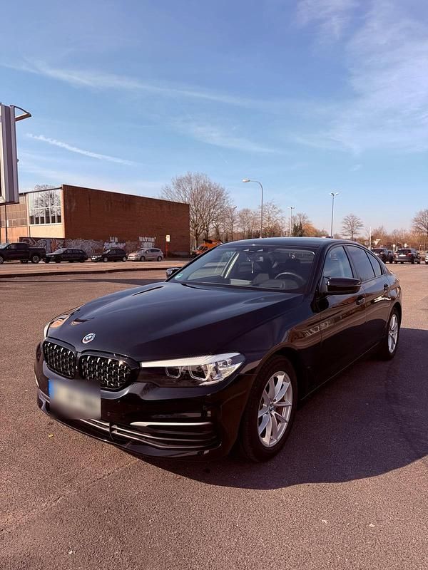 Gebraucht BMW 520 190 PS (139 kW) 2018 Schwarz Limousine
