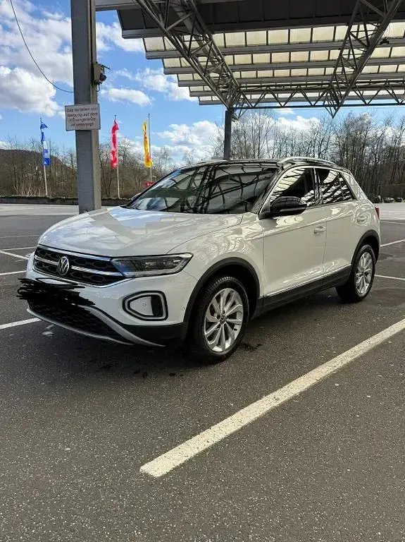 Gebraucht VW T-Roc Style 110 PS (80 kW) 2023 Weiß SUV