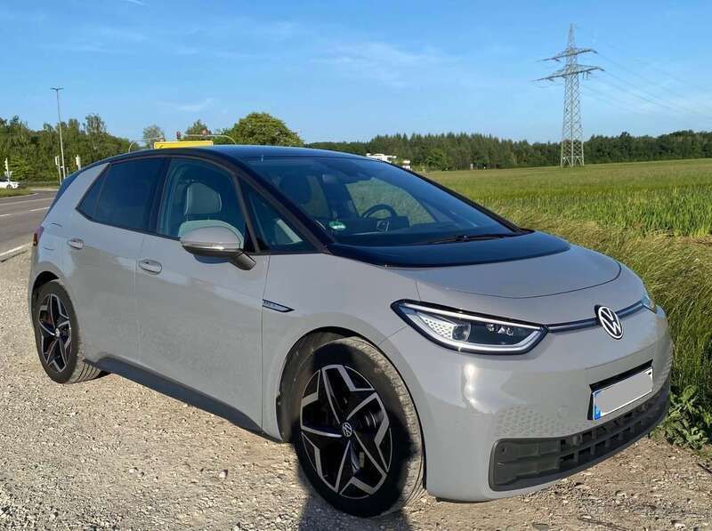 Grau Gebraucht 2021 VW ID.3 Pro Kleinwagen | 23.990 € - Bild 1/4