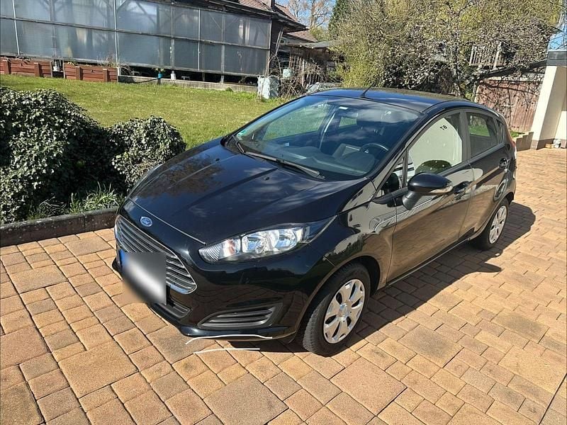 Gebraucht Ford Fiesta Trend 82 PS (60 kW) 2016 Schwarz Kleinwagen