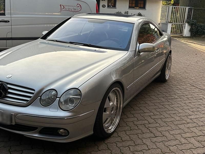 Gebraucht Mercedes CL500 305 PS (224 kW) 2003 Silber Coupé