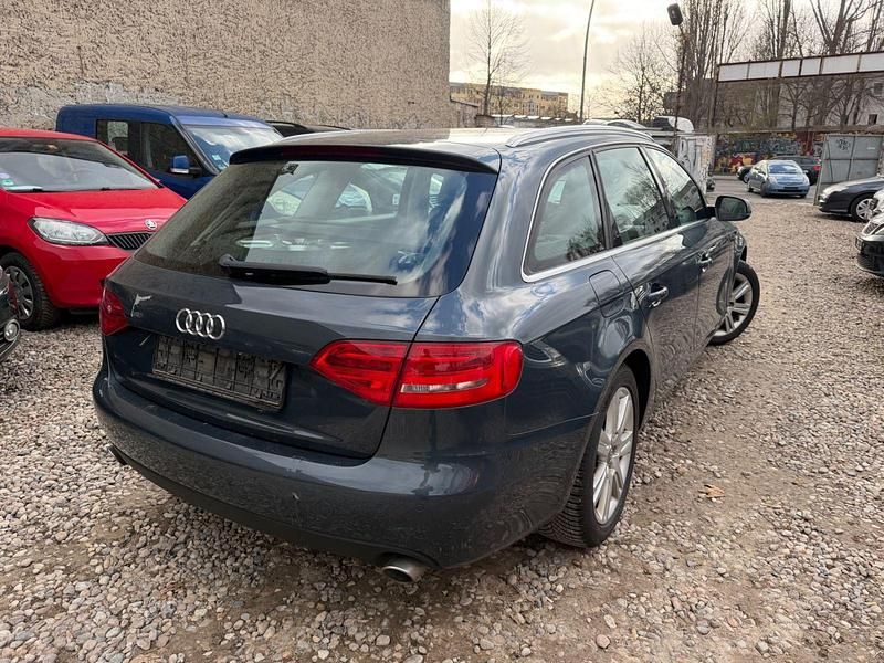 Gebraucht Audi A4 Ambiente 239 PS (175 kW) 2009 Grau Kombi
