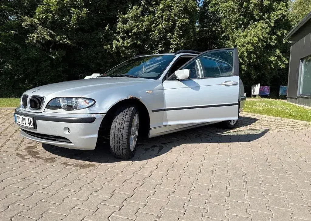 Gebraucht BMW 320 204 PS (150 kW) 2003 Silber Kombi