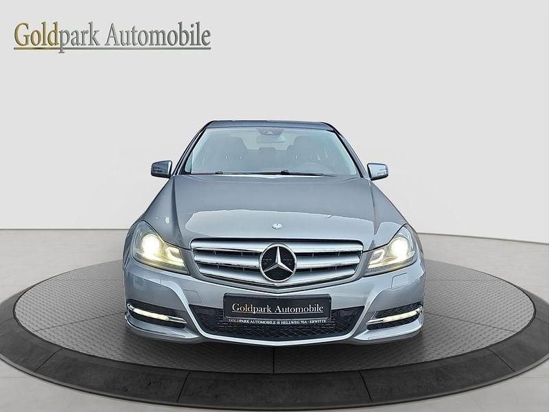 Gebraucht Mercedes C250 204 PS (150 kW) 2012 Silber Limousine