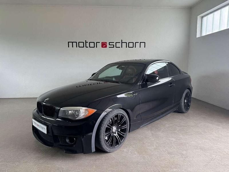 Saphirschwarz Gebraucht 2012 BMW 135 Coupé M Sport Coupé | 16.490 € (Superpreis) - Bild 1/4