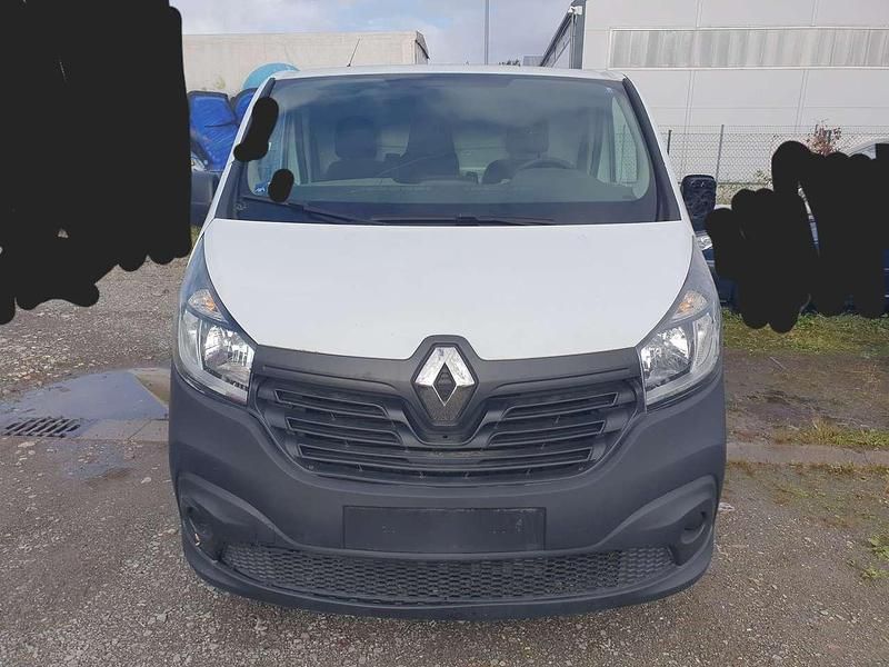 Gebraucht Renault Trafic Komfort 120 PS (88 kW) 2016 Gletscherweiss Van / Kleinbus