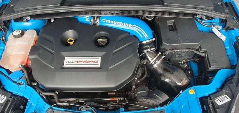 Gebraucht Ford Focus RS 349 PS (256 kW) 2017 Blau Limousine