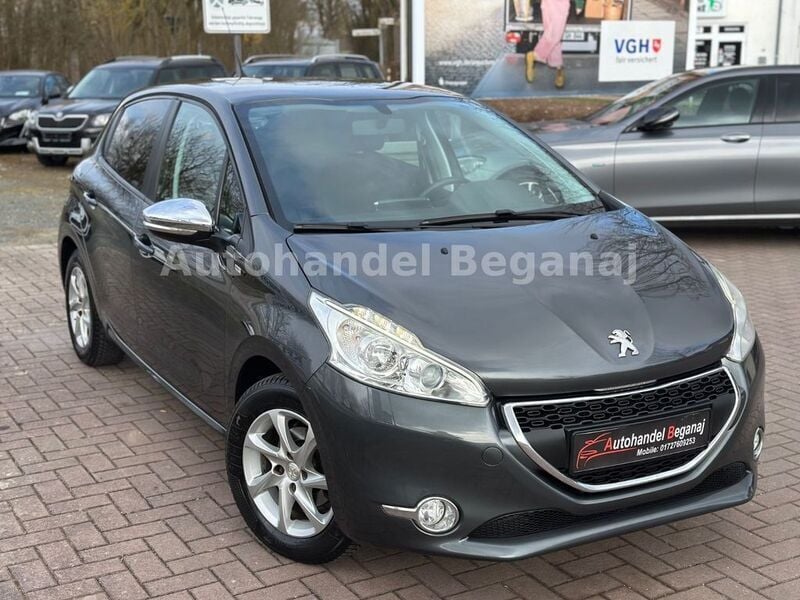Grau Gebraucht 2014 Peugeot 208 Style Kleinwagen | 4.699 € (Fairer Preis) - Bild 1/4