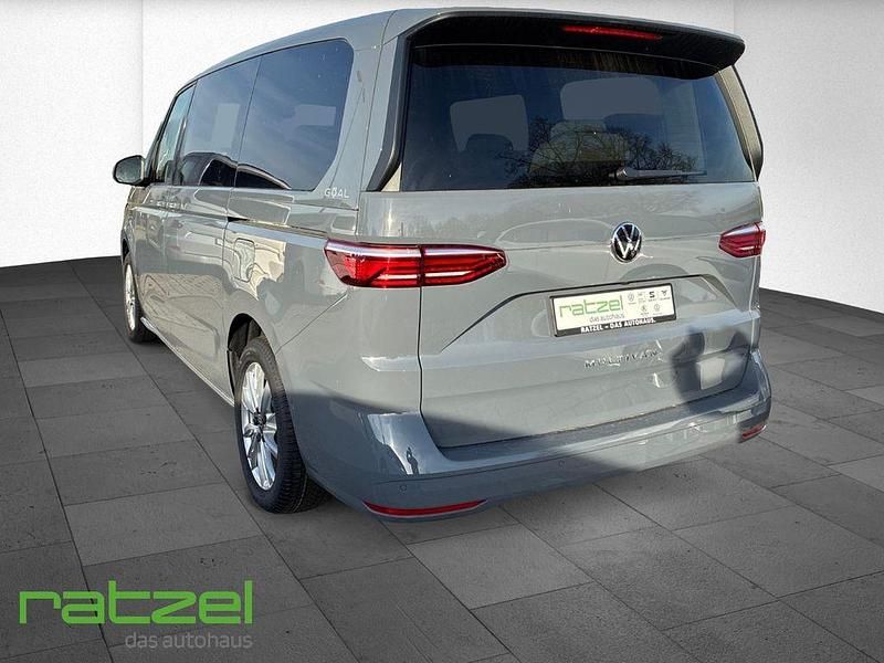 Neu VW Multivan Goal 150 PS (110 kW) 2025 Grau Van