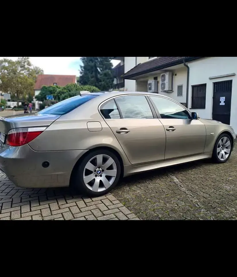 Gebraucht BMW 530 M Sport 258 PS (189 kW) 2006 Limousine