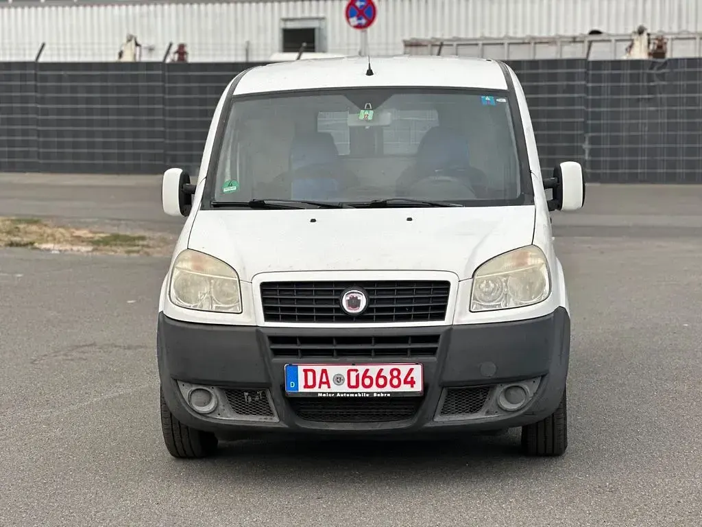 Gebraucht Fiat Doblò 75 PS (55 kW) 2008 Weiß Van / Kleinbus