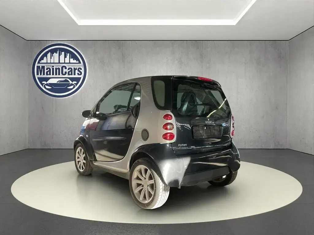 Gebraucht Smart ForTwo Coupé 61 PS (44 kW) 2005 Schwarz Coupé