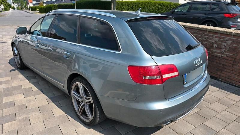 Gebraucht Audi A6 Design 170 PS (125 kW) 2011 Grau Kombi