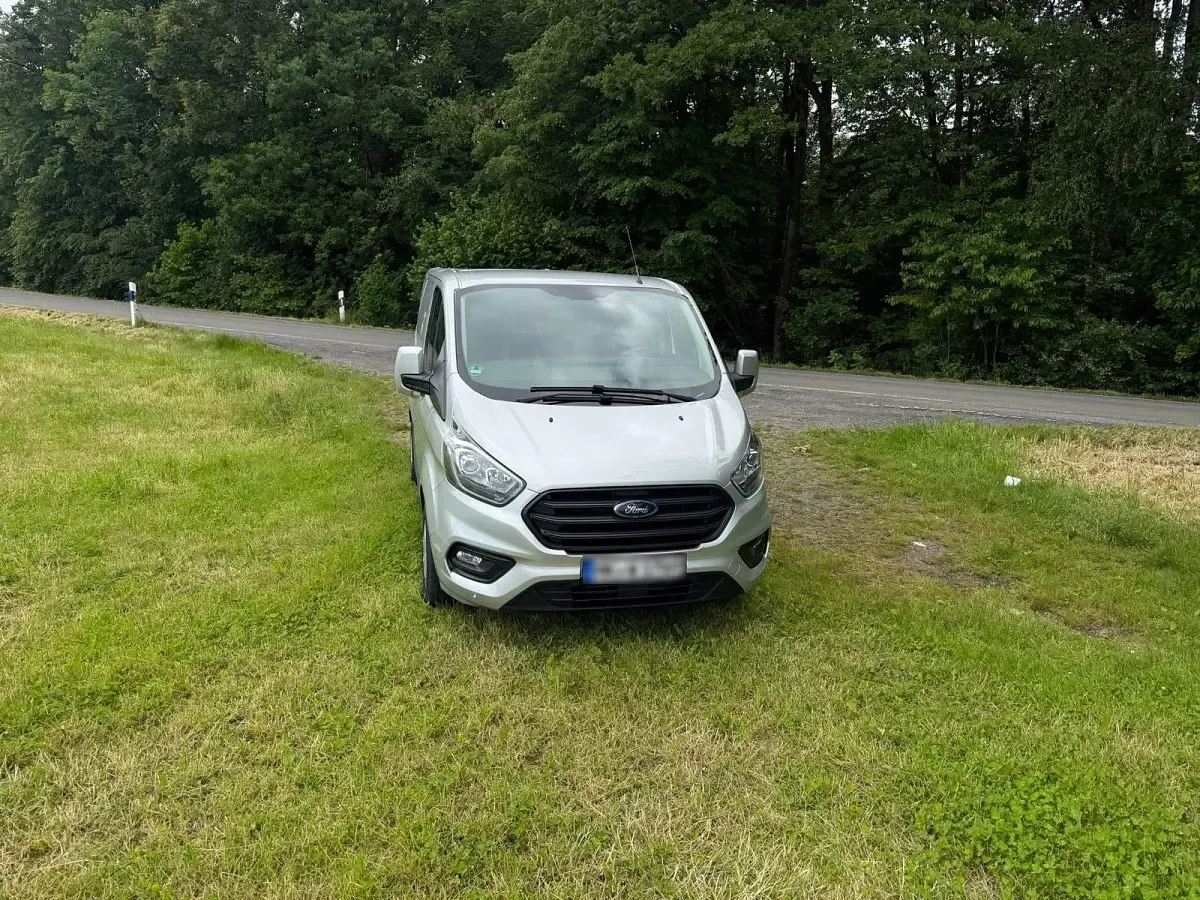 Gebraucht Ford Transit Custom 105 PS (77 kW) 2020 Grau Van / Kleinbus