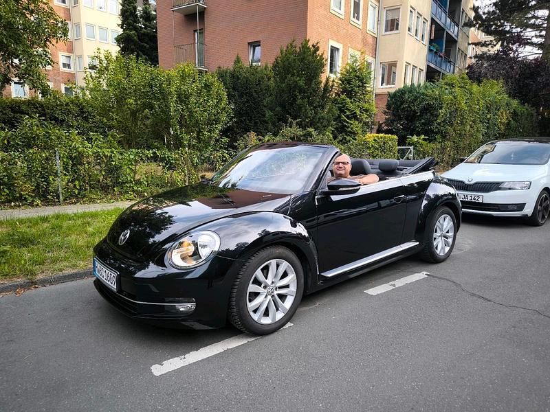 Schwarz Gebraucht 2013 VW Beetle Cabrio | 12.500 € (Etwas zu teuer) - Bild 1/3