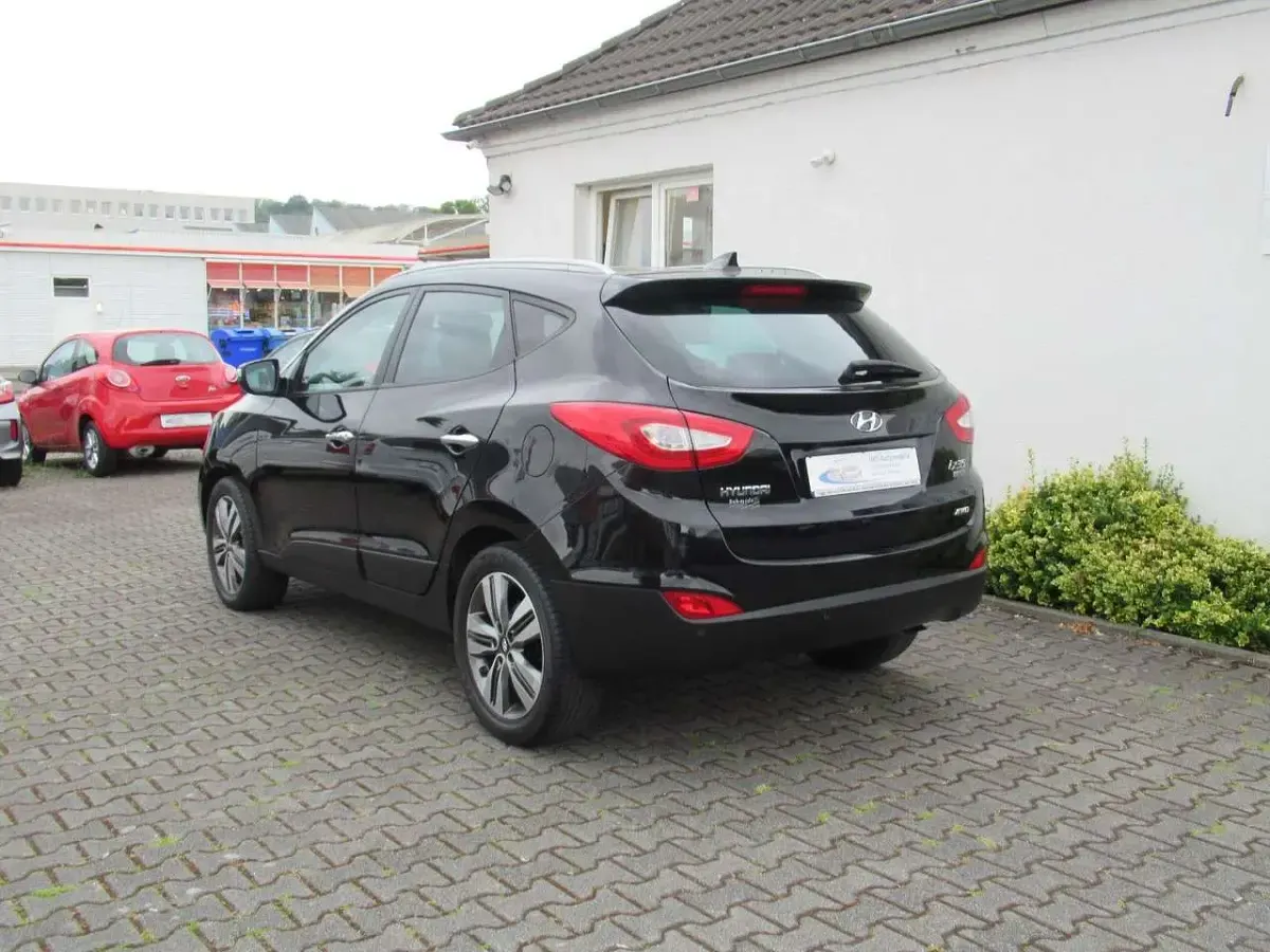 Gebraucht Hyundai ix35 Style 184 PS (135 kW) 2015 Schwarz SUV
