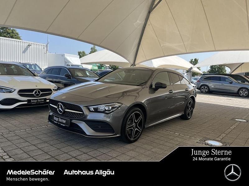 Lack mountaingrau (metallic) Gebraucht 2023 Mercedes CLA250e Shooting Brake AMG Kombi | 33.670 € (Fairer Preis) - Bild 1/4
