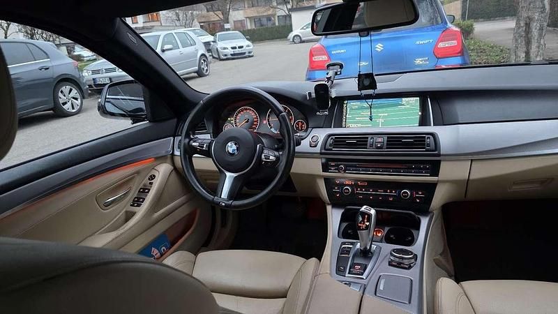 Gebraucht BMW 525 M Sport 218 PS (160 kW) 2015 Blau Kombi