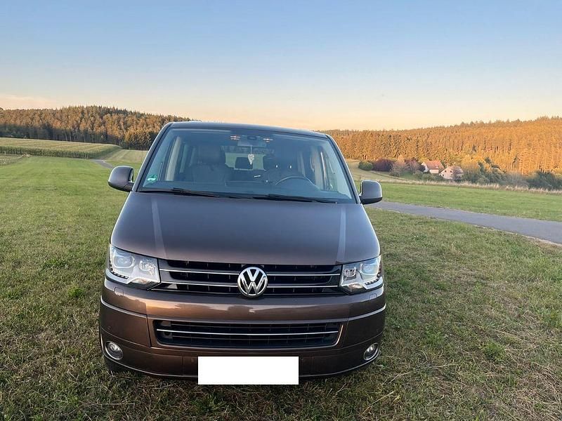 Braun Gebraucht 2015 VW T5 Highline Van | 24.500 € (Etwas zu teuer) - Bild 1/4