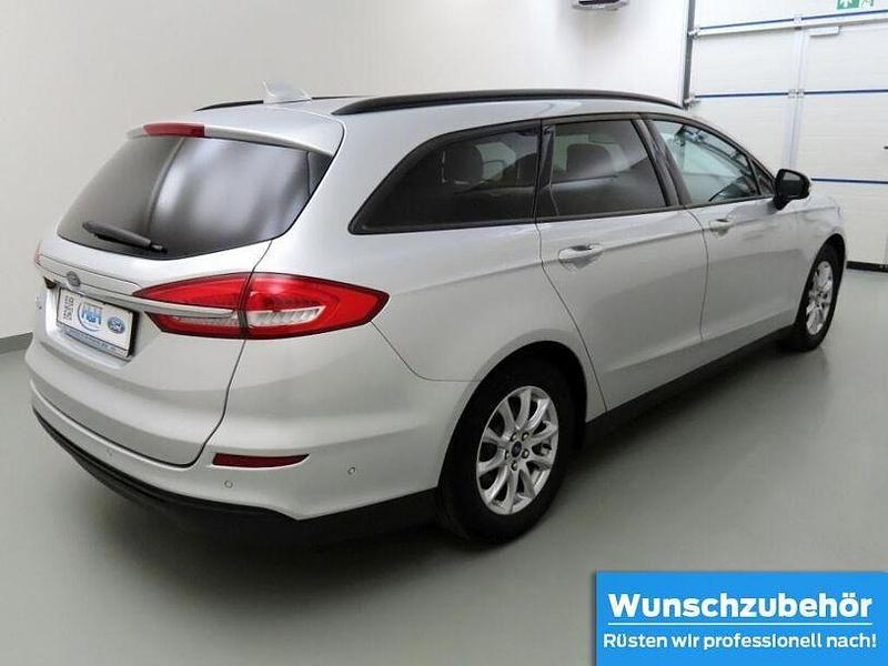 Gebraucht Ford Mondeo Trend 150 PS (110 kW) 2021 Polarsilber Kombi