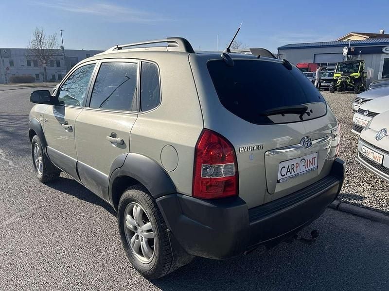 Gebraucht Hyundai Tucson 140 PS (102 kW) 2010 Silber SUV