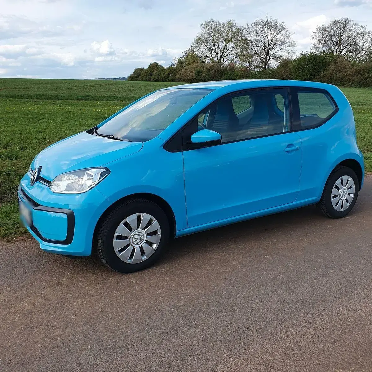 Usata VW up! 60 CV (44 kW) 2017 Blu Utilitaria