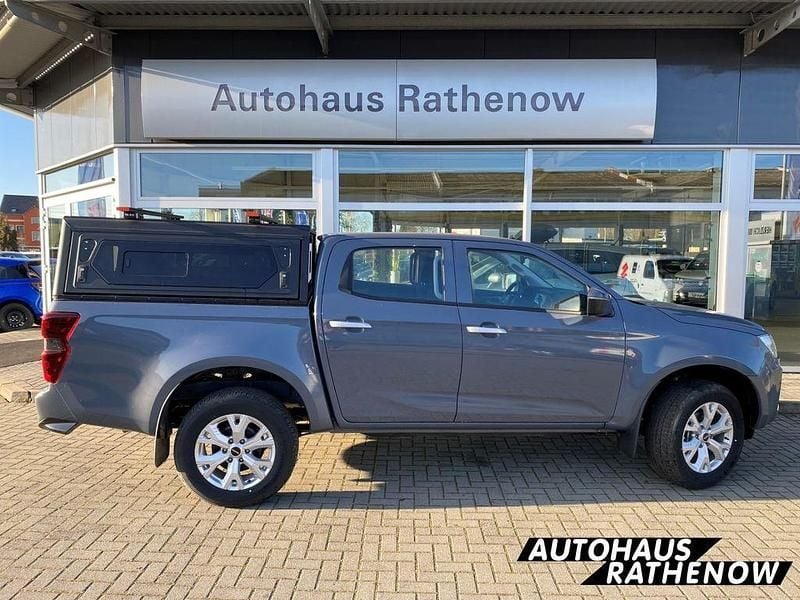 Gebraucht Isuzu D-Max 163 PS (119 kW) 2024 Grau Limousine