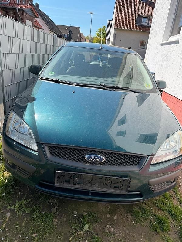 Usata Ford Focus 105 CV (77 kW) 2007 Verde Station wagon