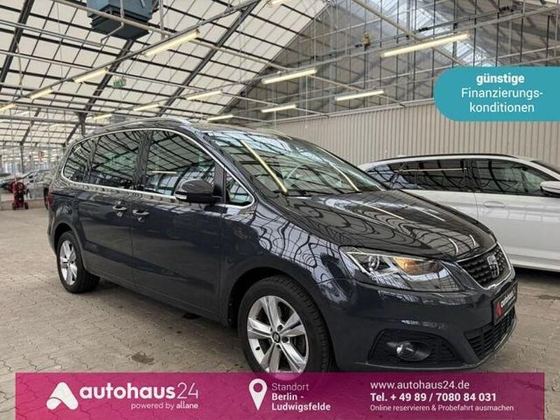 Grau Gebraucht 2022 Seat Alhambra XCELLENCE Van / Kleinbus | 30.880 € (Guter Preis) - Bild 1/3