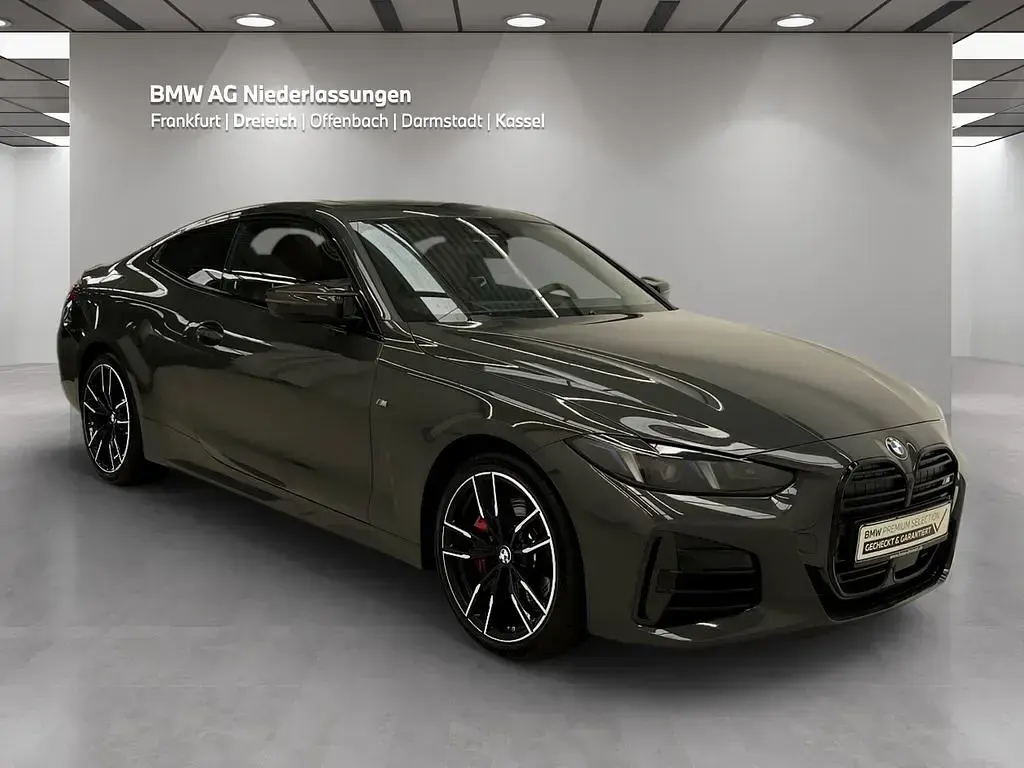 Gebraucht BMW M440 M Sport 381 PS (280 kW) 2025 Grau Coupé