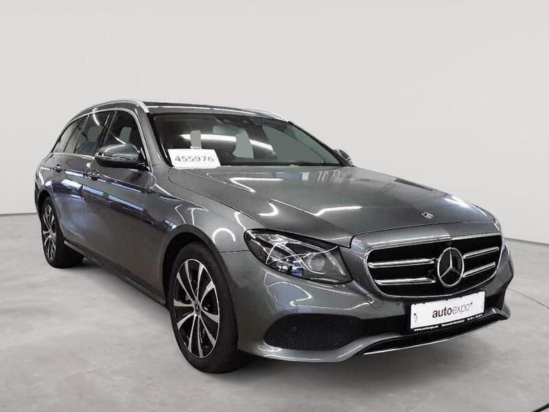 Selenitgrau metallic Gebraucht 2020 Mercedes E300 Avantgarde Kombi | 23.990 € (Fairer Preis) - Bild 1/4