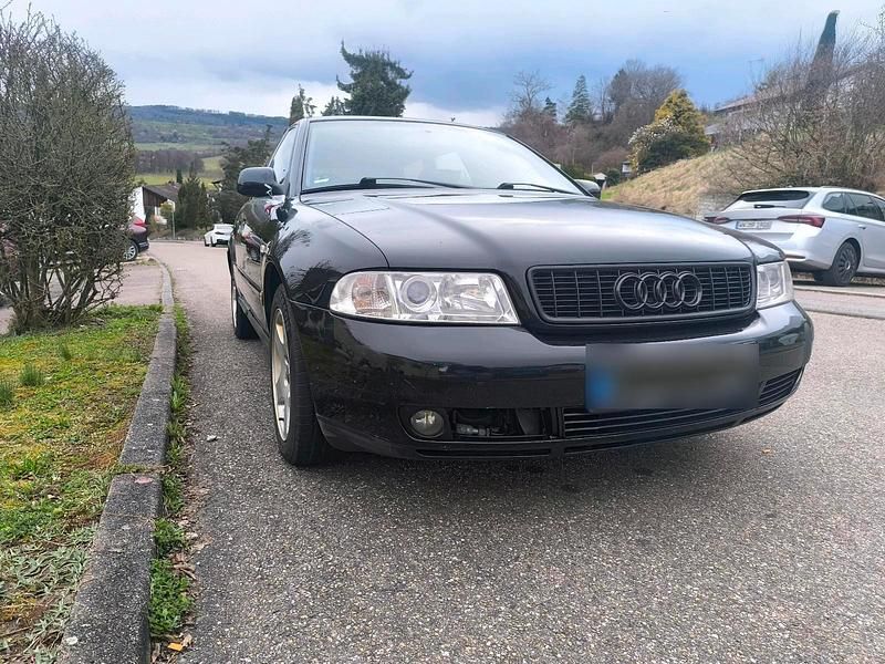 Gebraucht Audi A4 150 PS (110 kW) 2000 Schwarz Kombi