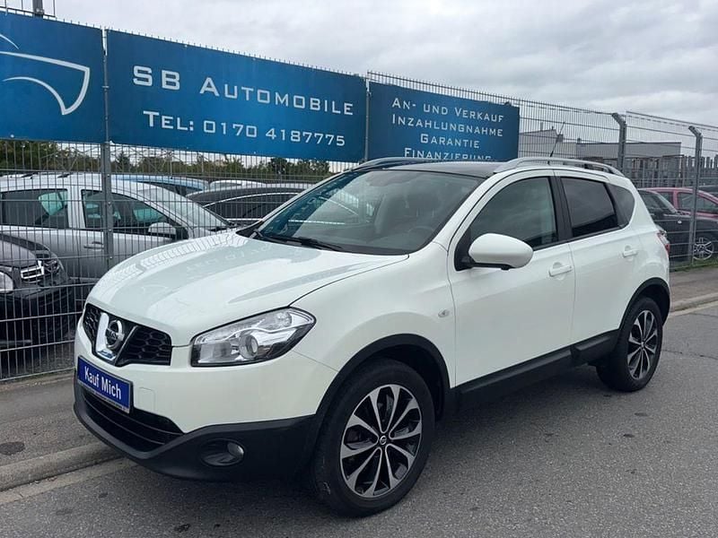 Weiß Gebraucht 2013 Nissan Qashqai Tekna SUV | 8.490 € (Fairer Preis) - Bild 1/4