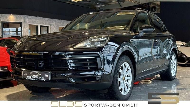 Schwarz Gebraucht 2017 Porsche Cayenne S Chrono SUV | 51.850 € (Fairer Preis) - Bild 1/4