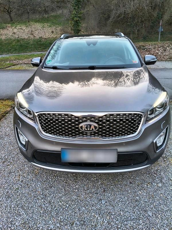 Gebraucht Kia Sorento 200 PS (147 kW) 2016 Grau SUV