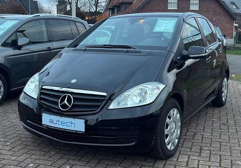 Gebraucht Mercedes A160 95 PS (69 kW) 2011 Schwarz Limousine