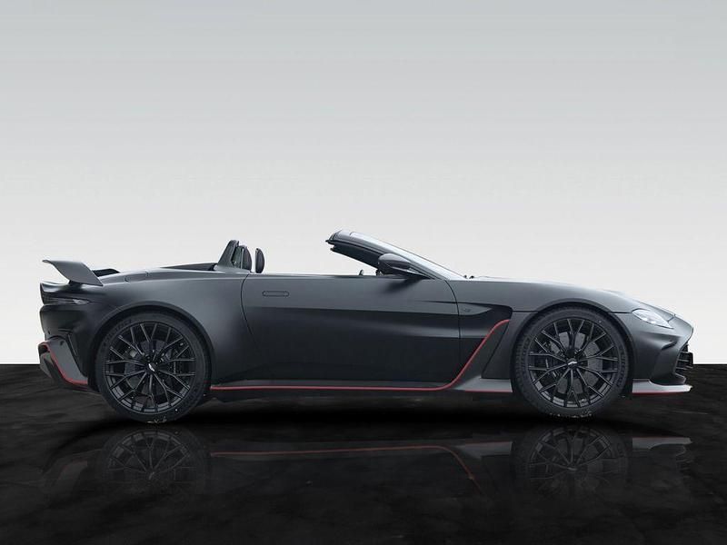 Gebraucht Aston Martin V12 Vantage 700 PS (514 kW) 2023 Schwarz Cabrio